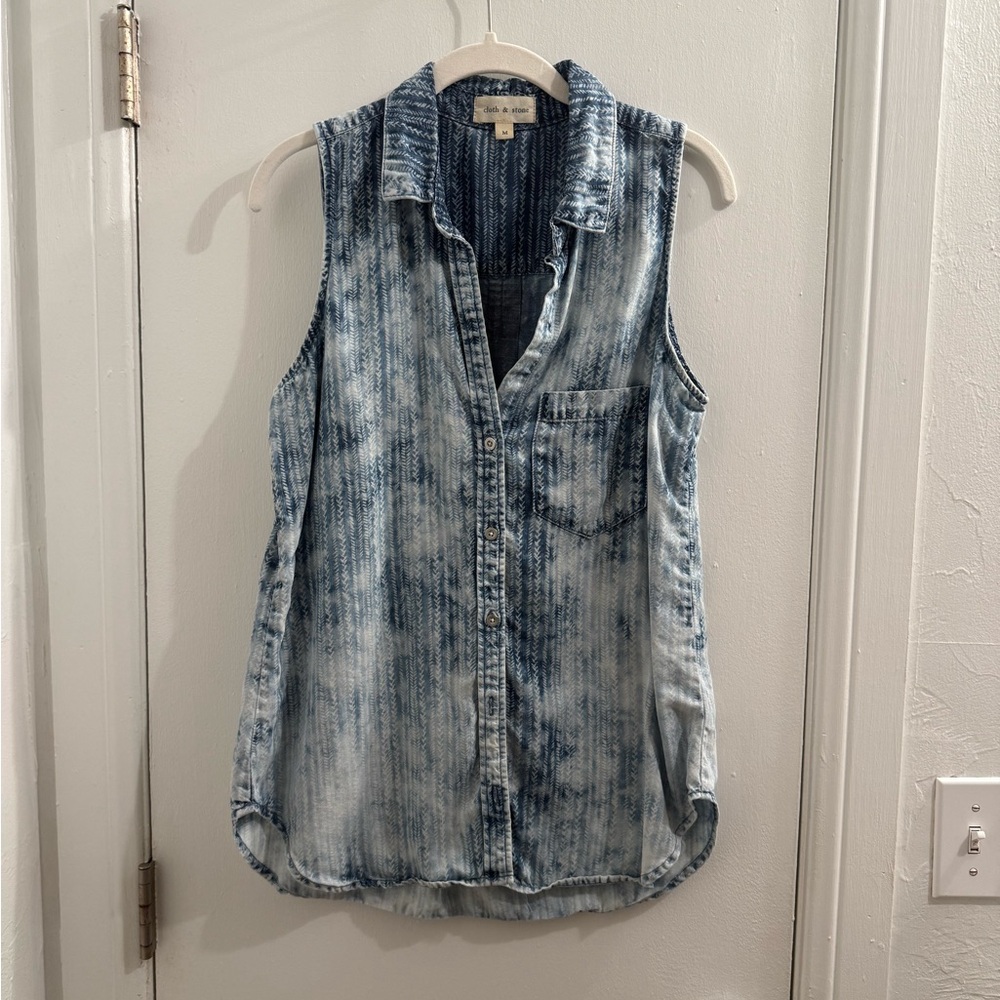 CLOTH & STONE Collared Bleached Chambray Top M